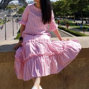 Cotton midi dress with frill details in size S.